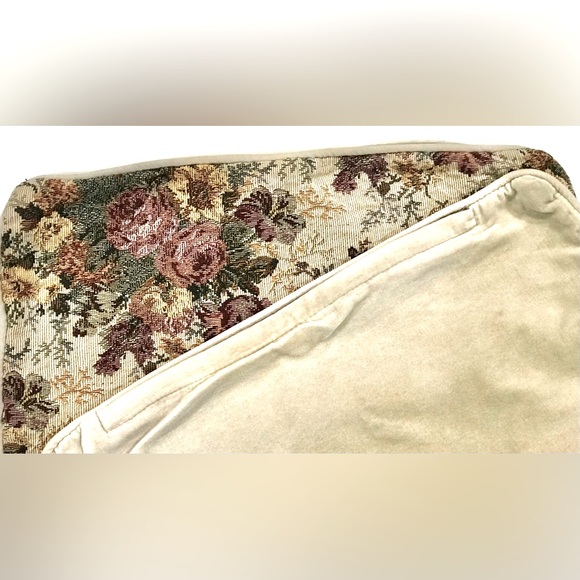 2 Decorative Accent Pillowcases in Hand Stitched Style and Soft Suede Backing - Picture 2 of 2